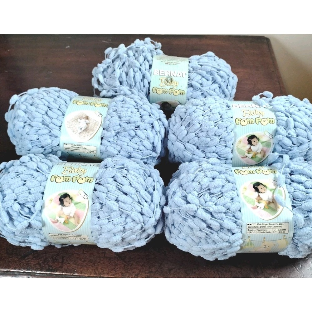 Bernat Baby Pom Pom Yarn Lot of 4 Billowing Blue 22202 Super Bulky 100g Balls